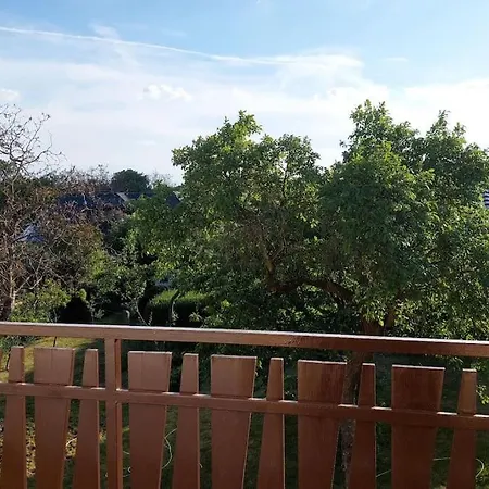 House, 5 Bedrooms-9 Beds - Semesterbostad *