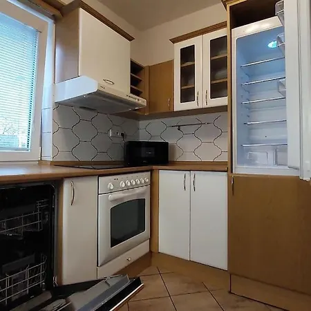 House, 5 Bedrooms-9 Beds - Semesterbostad