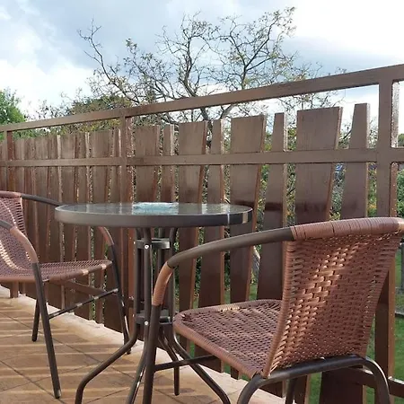 Hébergement de vacances House, 5 Bedrooms-9 Beds - Prague