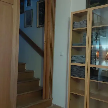 Hébergement de vacances House, 5 Bedrooms-9 Beds -